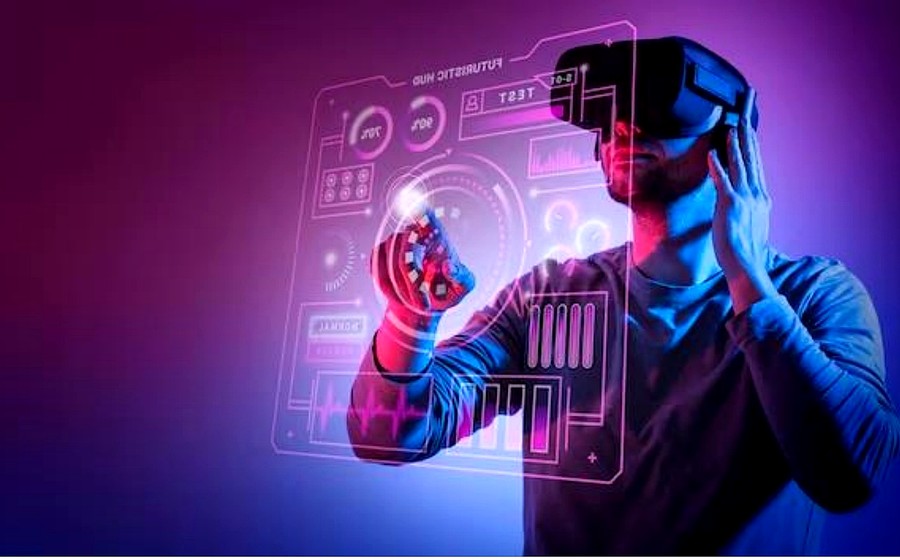 AR and VR museum experience visual